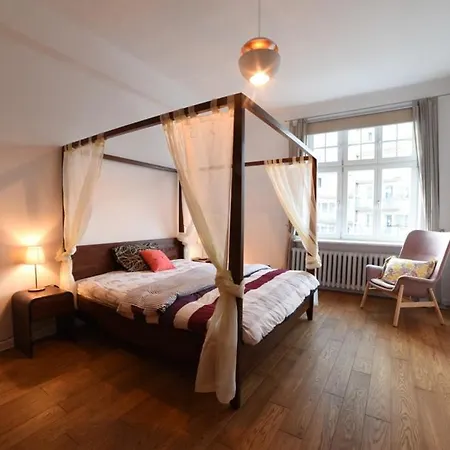 Designer 110m2 With King Size Beds & Equipped Kitchen * Krakow