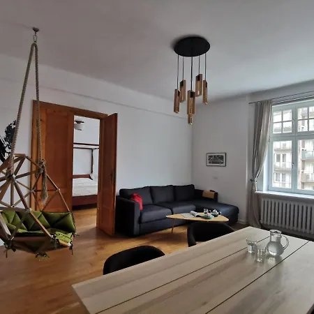 Designer 110m2 With King Size Beds & Equipped Kitchen Krakow